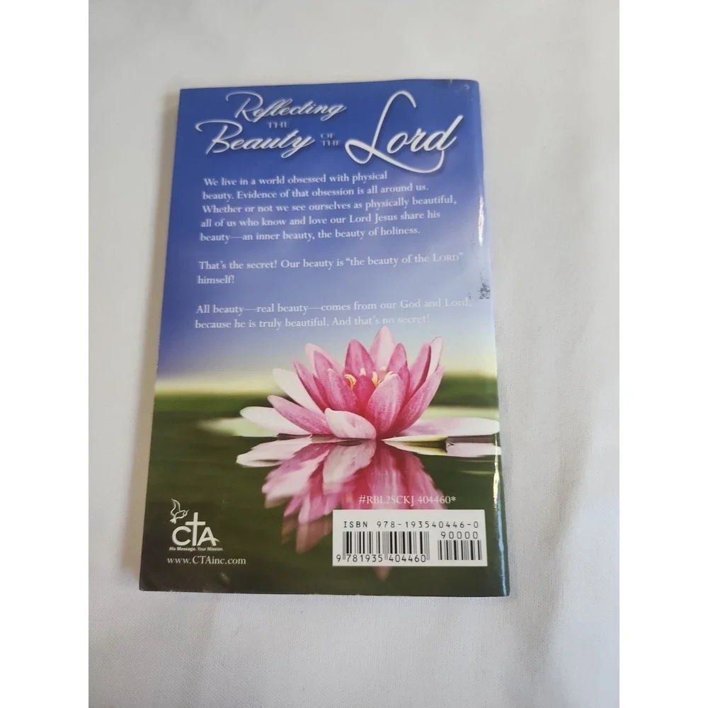 Lot Of 5 Devotional‎ Books God's Little Devotional Book for Moms & 4 More